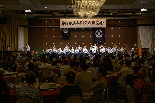 3．吹奏楽部　演奏